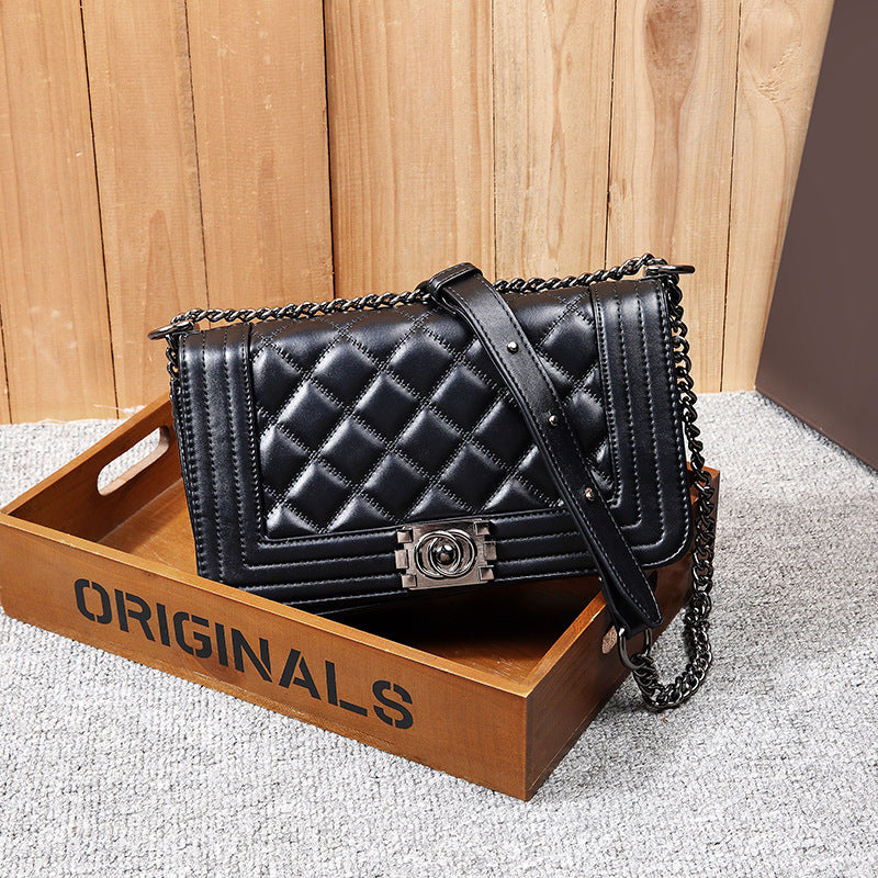 Chain Strap Crossbody Bag