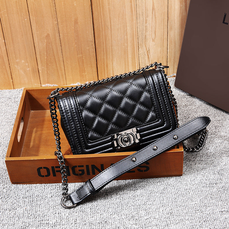 Chain Strap Crossbody Bag